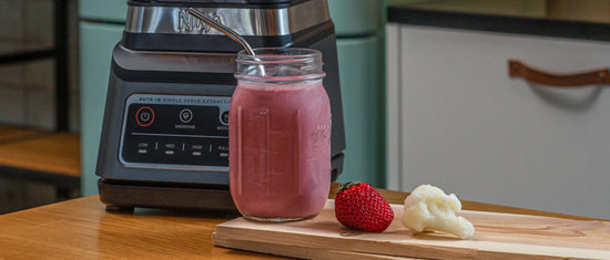 Creamy berry and peanut butter smoothie, with cauliflower 